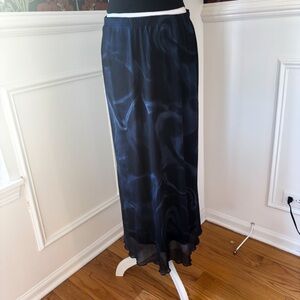 Stretch Ripple Print Mesh Maxi Skirt w. Full Length Satin Slip 🐦‍⬛